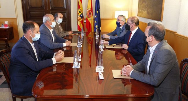 Reunión de Lambán y Olona con Lamuela y Goñi.