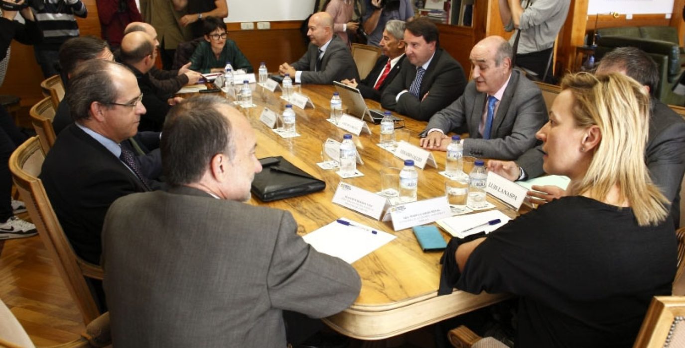 Reunión del grupo de trabajo sobre las afecciones económicas de la independencia de Catalunya.