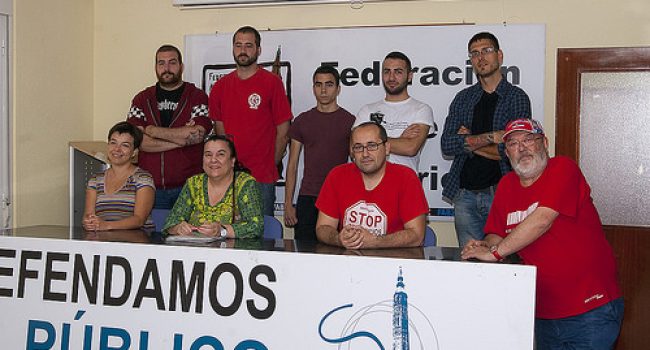 Representantes de las organizaciones convocantes durante la rueda de prensa en la FABZ de este viernes. Foto: Diego Díaz (AraInfo)
