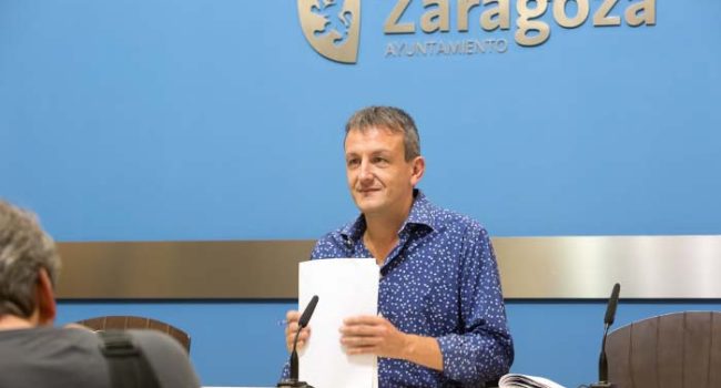 Fernando Rivarés, responsable del área de Economía y Hacienda. Foto: Ayuntamiento de Zaragoza.