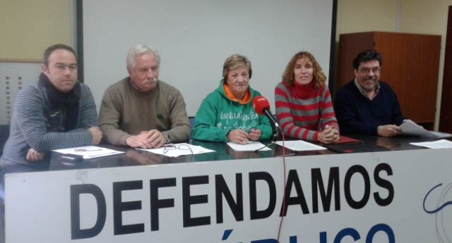 Rueda de prensa de CGT, STEA, CHA, IU, MHUEL y Marea Verde.