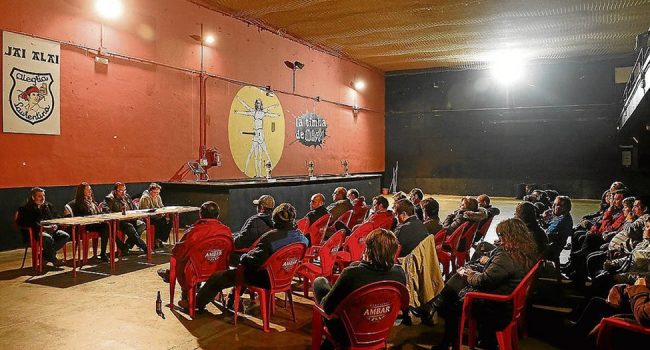 El PSOE pide a Lorena Orduna “que deje a un lado su afán de protagonismo” y permita a los técnicos trabajar en una solución para el Jai Alai