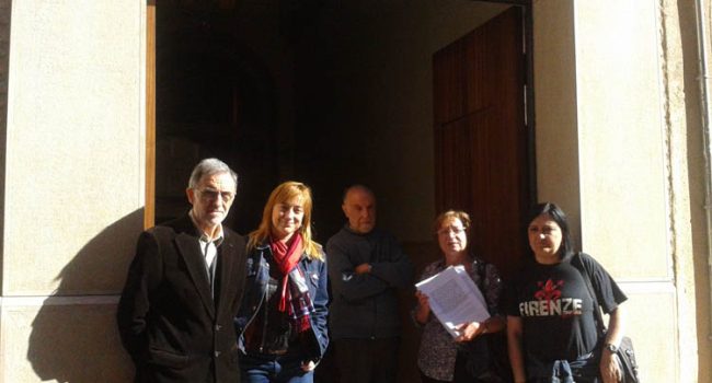 Este jueves se manifestarán en Zaragoza a las 19.00 horas en defensa de la Salud Mental y del servicio de Radiología del Pablo Remacha. Foto: AV La Paz
