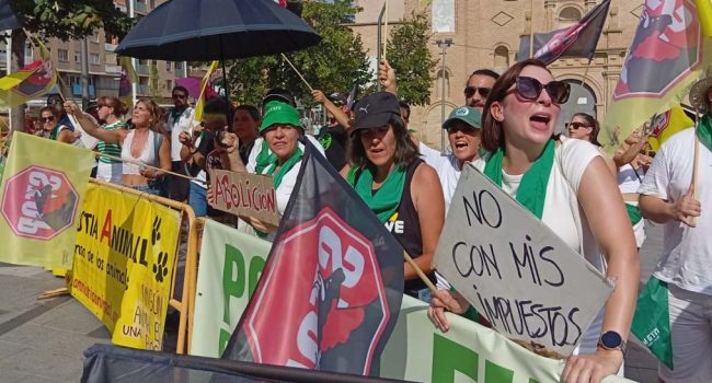 Un momento de la protesta. | Foto: PACMA