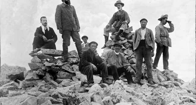 Seduit per valls i cims / Seducido por valles y cimas. Fotografies / Fotografías de Juli Soler i Santaló (1865-1914)
