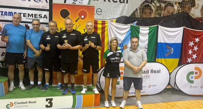 Jofre, Alda y Parejo con la presea de bronce | Foto: FATM