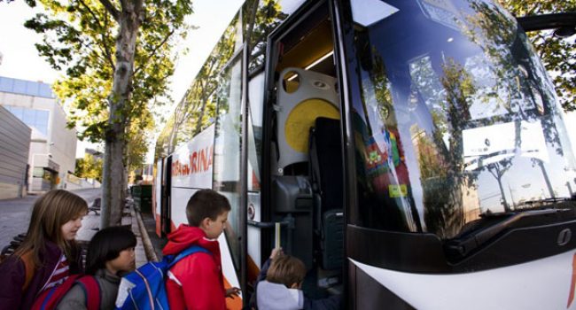 El Gobierno de Aragón retira parte de la dotación presupuestaria para el transporte escolar rural.