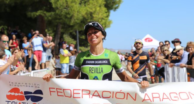 Ana Revilla, del Stadium Casablanca, ha sido la vencedora en categoría femenina y campeona de Aragón. Foto: Ayuntamiento de Mequinensa
