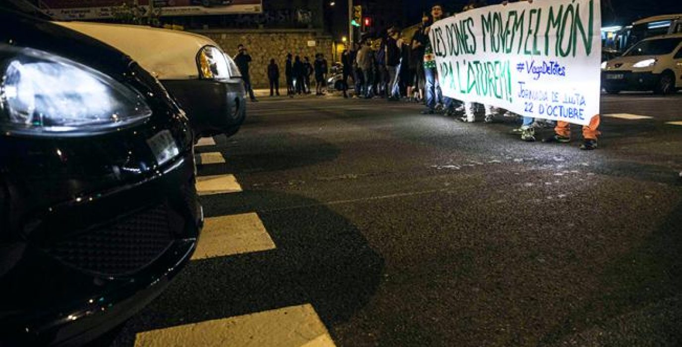 Este miércoles tuvo lugar en PPCC una jornada de lucha de la 'Vaga de Totes'. Foto: Sergi Rugrand (La Directa)