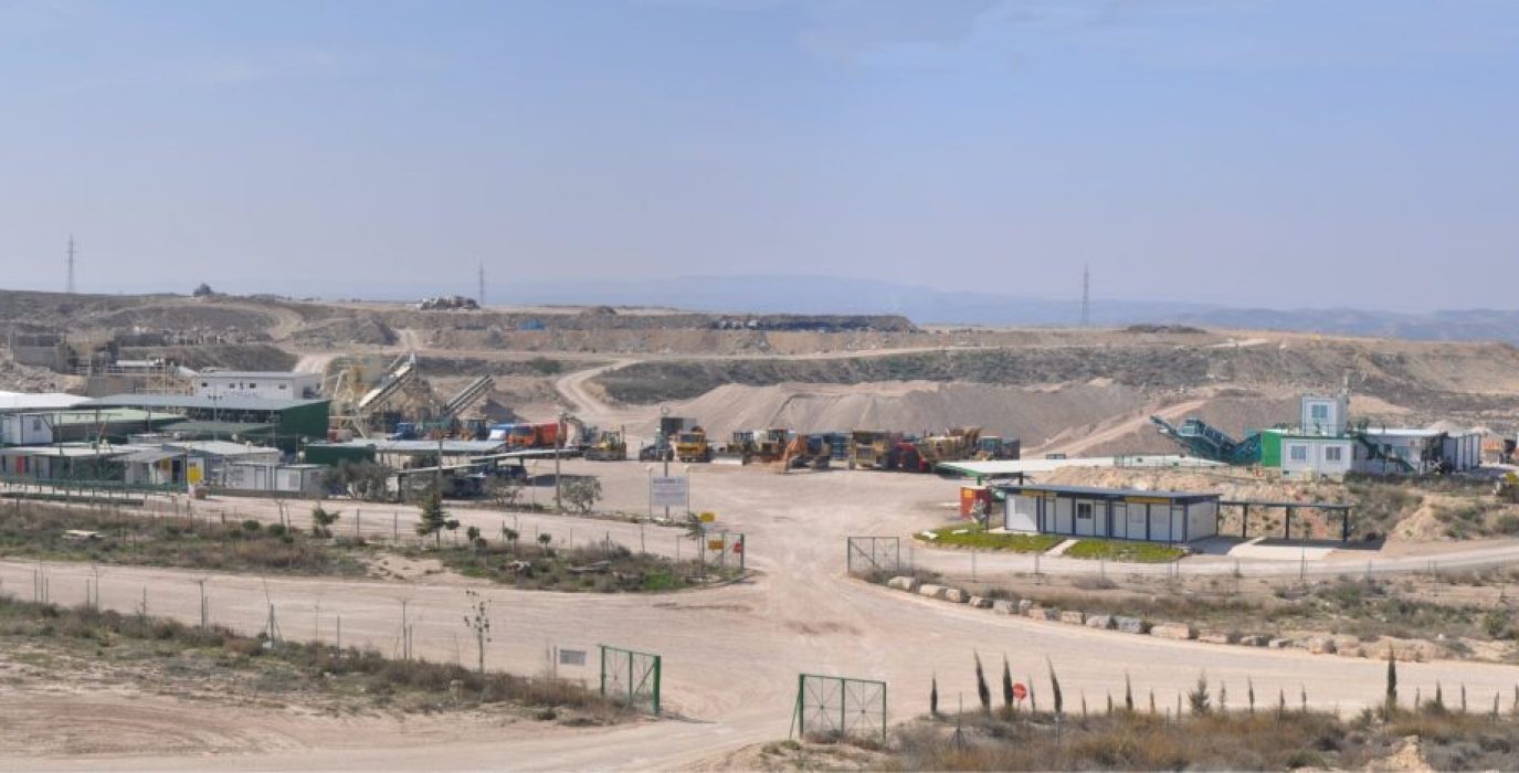 Vertedero de Las Canteras en 2009, en una imagen publicada por la revista Andalán.