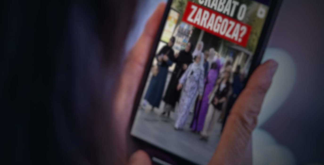 Recreación realizada usando la "portada" del vídeo difundido por Vox