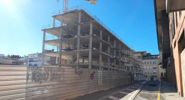 Estado actual de las obras del edificio de viviendas | Foto: Podemos Aragón