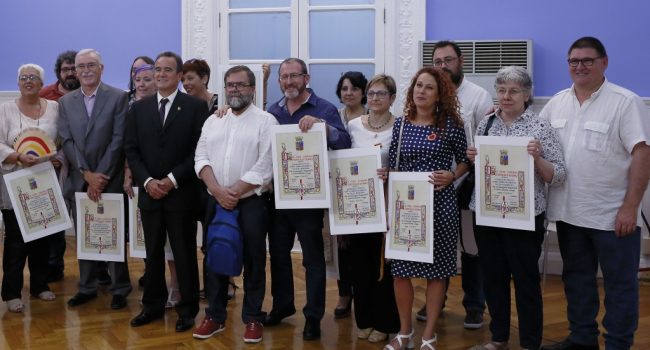 Representantes de las asociaciones para la recuperación de la memoria histórica. Foto: DPZ.