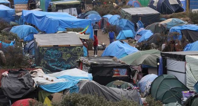 Campo de refugiados de Calais. Foto: MaxPPP
