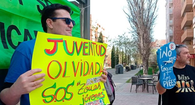 Un detalle de la jornada reivindicativa de este jueves. | Foto: Plataforma Social Zalfonada-Picarral