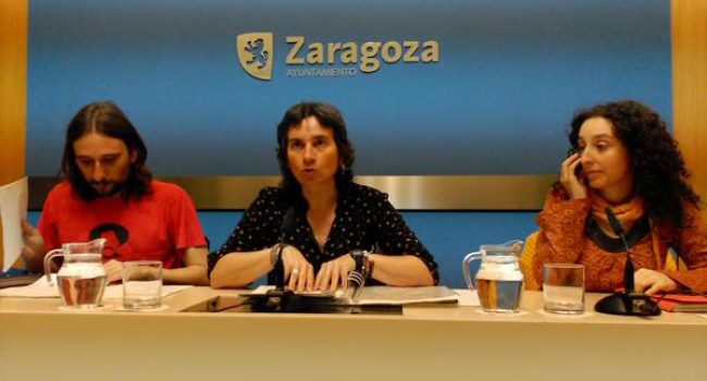 Híjar, Broto y Gracia durante la rueda de prensa de este martes. Foto: @arainfonoticias
