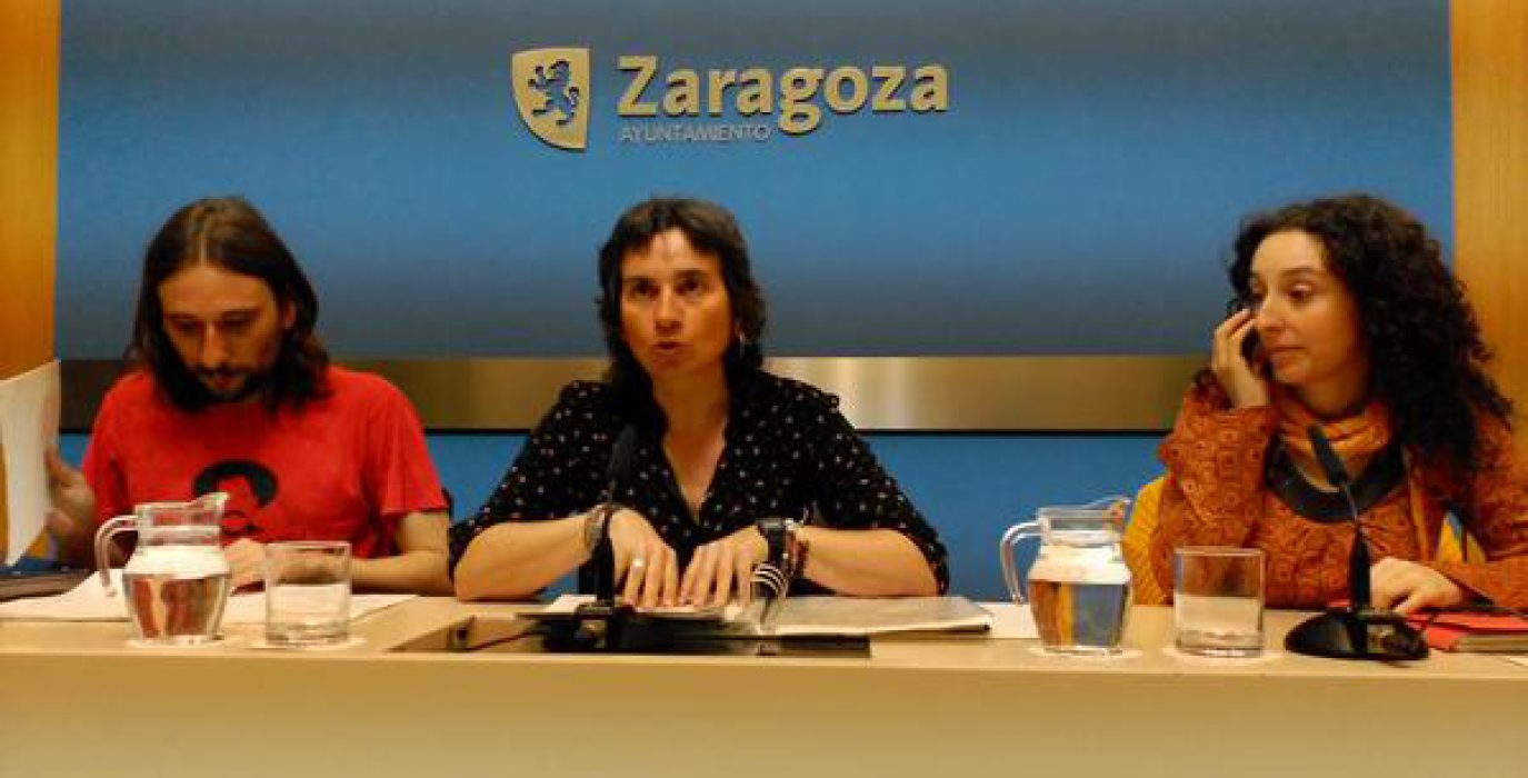 Híjar, Broto y Gracia durante la rueda de prensa de este martes. Foto: @arainfonoticias