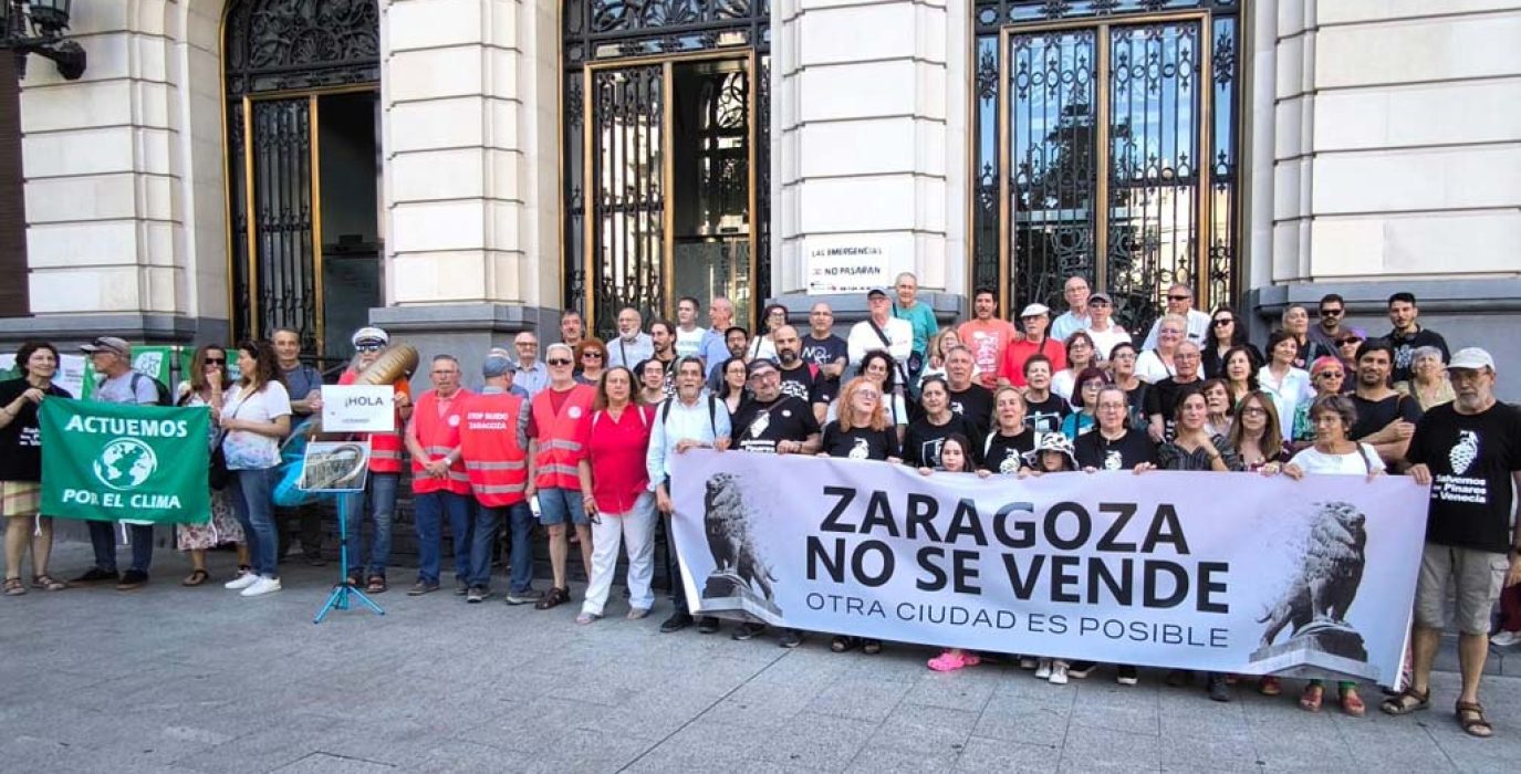 Un instante de la jornada reivindicativa. | Foto: Zaragoza no se vende