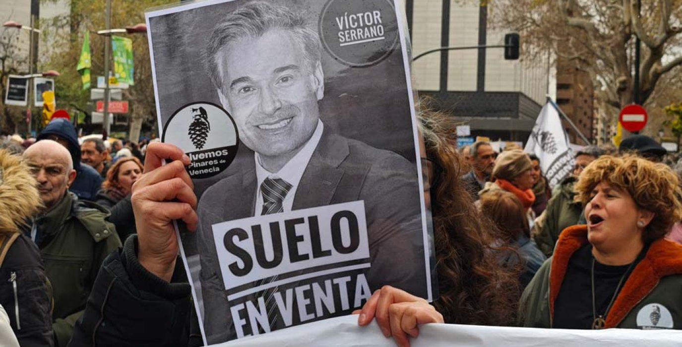 Un detalle de la marcha de 2025 | Foto: Pablo Híjar / AraInfo
