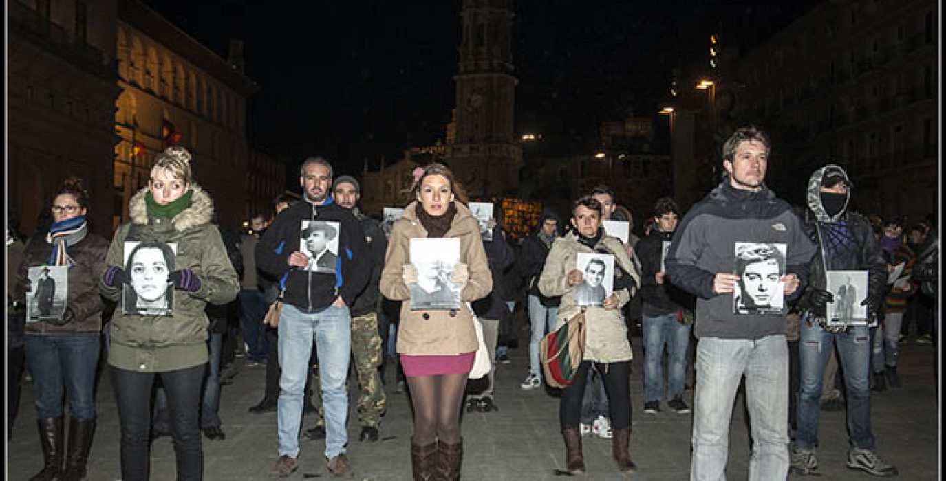 Acto en Zaragoza en 2013 en homenaje a las víctimas del franquismo y la ultraderecha. Foto: Primo Romero